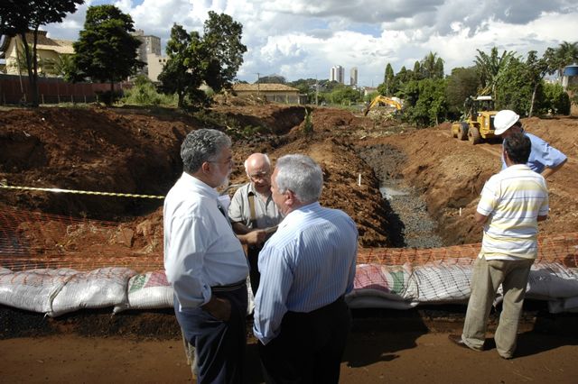 Visita técnica à urbanização da BR-262 em 2009